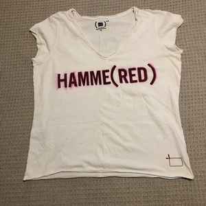 Women’s XL Gap T-shirt with the (RED) logo